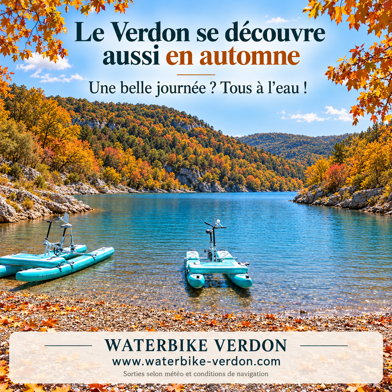 Deux Waterbikes turquoise sur un lac du Verdon entouré de couleurs d’automne